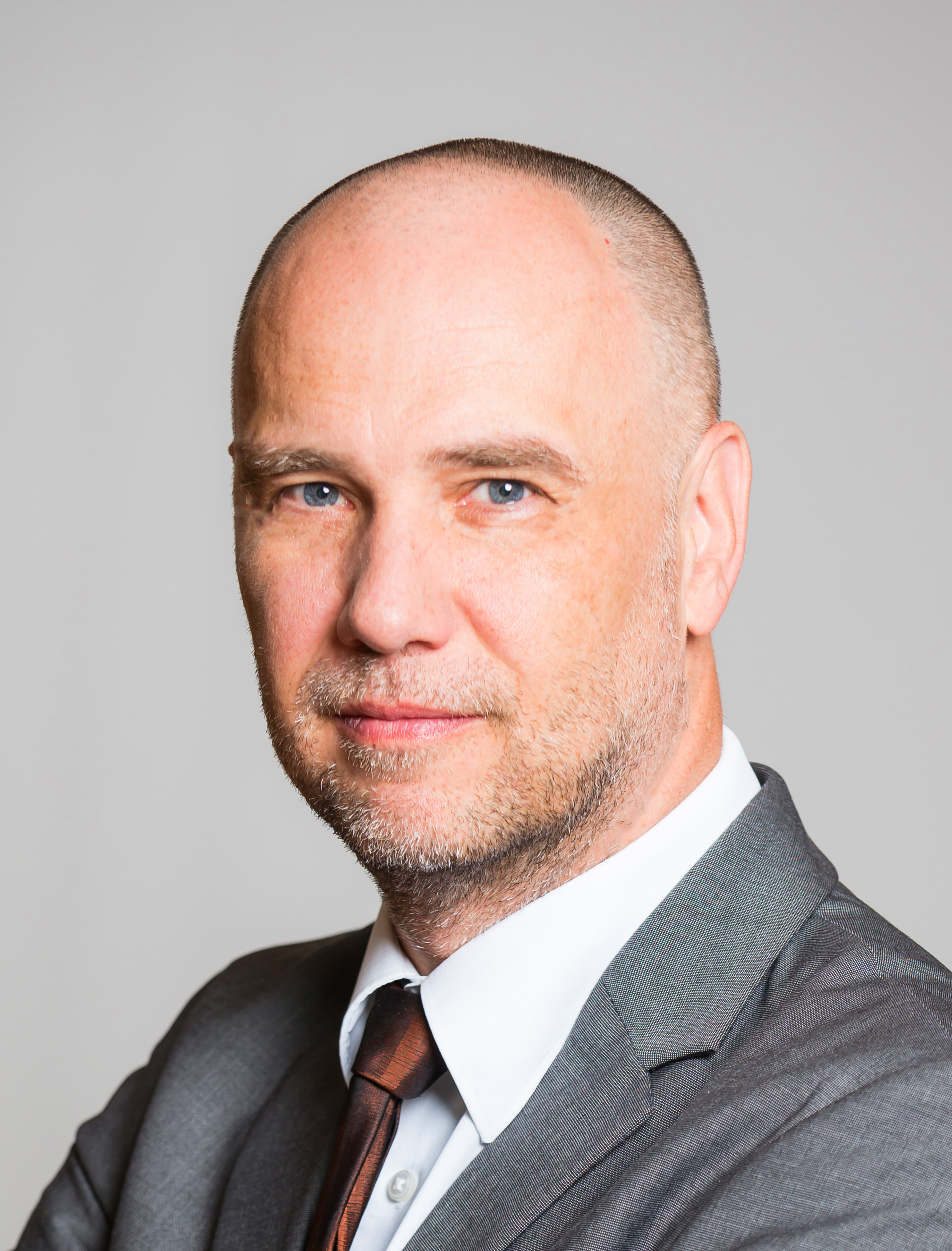 Prof. Mag. Erwin Gisch, MBA